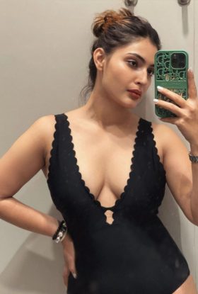 Escort girls near to Sheikh Zaid Road